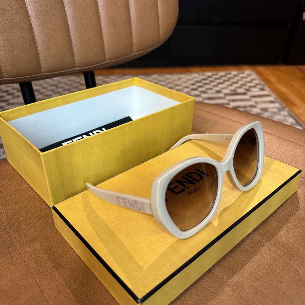 Fendi Lettering 57mm Gradient Butterfly Sunglasses